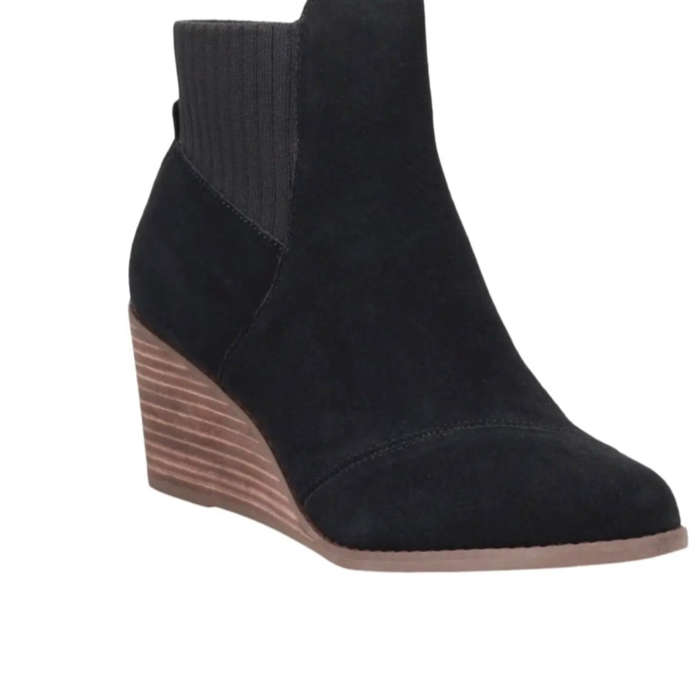 Tom’s Sadie Bootie
